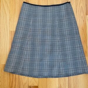 Ann Taylor Gray Plaid A-Line Skirt